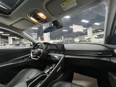 2022 Hyundai Elantra 1.5L CVT LUX Premium, белый — фото 16
