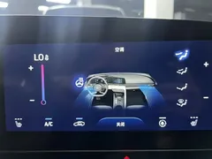 2022 Hyundai Elantra 1.5L CVT LUX Premium, белый — фото 28