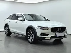 2021 Volvo V90 Cross Country B5 AWD Zhiyuan, белый — фото 3