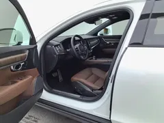 2021 Volvo V90 Cross Country B5 AWD Zhiyuan, белый — фото 16
