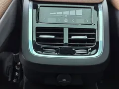 2021 Volvo V90 Cross Country B5 AWD Zhiyuan, белый — фото 18