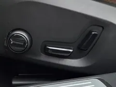 2021 Volvo V90 Cross Country B5 AWD Zhiyuan, белый — фото 23