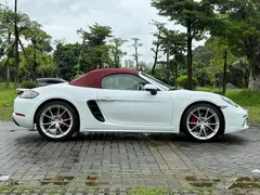 2020 Porsche 718 Boxster 2.0T, белый — фото 9