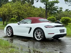 2020 Porsche 718 Boxster 2.0T, белый — фото 12