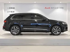 2022 Audi Q7 55 TFSI quattro S line, чёрный — фото 3