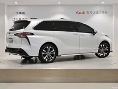2023 Toyota Granvia 2.5L Hybrid Premium PLUS — фото 4