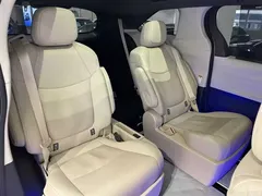 2023 Toyota Granvia 2.5L Hybrid Premium PLUS — фото 8
