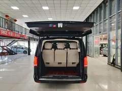 2022 Mercedes-Benz V-Class V 260, чёрный — фото 29