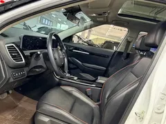 2023 Kia Seltos 1.5L CVT Premium, белый — фото 3