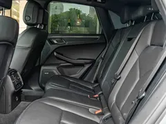 2023 Porsche Macan 2.0T — фото 19