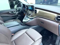 2022 Mercedes-Benz V-Class V 260 L Long Wheelbase Luxury, чёрный — фото 10