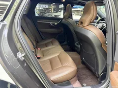 2021 Volvo V90 Cross Country B5 AWD Zhiyuan, белый — фото 19