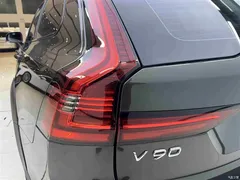 2021 Volvo V90 Cross Country B5 AWD Zhiyuan, белый — фото 28