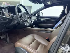 2021 Volvo V90 Cross Country B5 AWD Zhiyuan, белый — фото 31