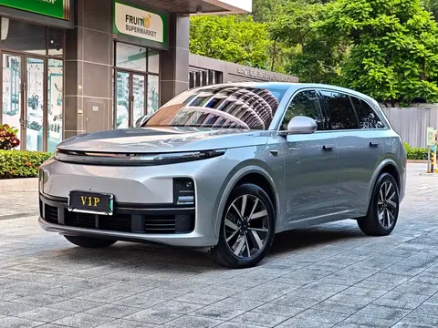 2023 Li Auto L7 Air