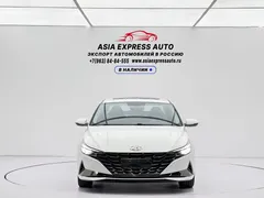 2021 Hyundai Elantra 1.5L CVT LUX Premium, белый — фото 2