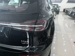 2025 Hongqi HS5 2.0T 2WD Pro, чёрный — фото 8