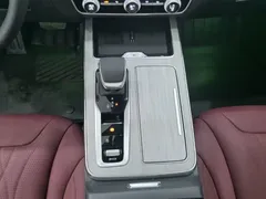 2025 Hongqi HS5 2.0T 2WD Pro, чёрный — фото 14