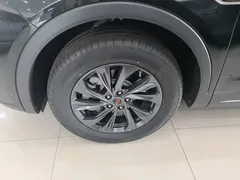 2025 Hongqi HS5 2.0T 2WD Pro, чёрный — фото 23
