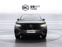 2022 Volkswagen Touareg 2.0TSI, чёрный — фото 2