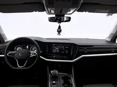 2022 Volkswagen Touareg 2.0TSI, чёрный — фото 5