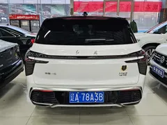 2023 Hongqi HS3 2.0T 4WD, белый — фото 4