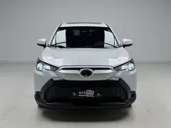 2023 Toyota Frontlander 2.0L CVT Advanced, белый — фото 2