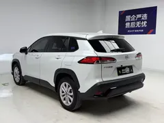 2023 Toyota Frontlander 2.0L CVT Advanced, белый — фото 6