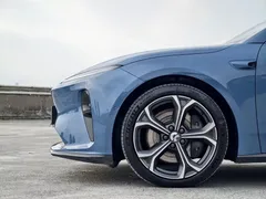 2023 Nio ET5T 75kWh Touring, синий — фото 24