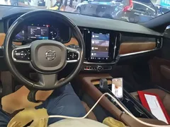 2022 Volvo S90, чёрный — фото 10