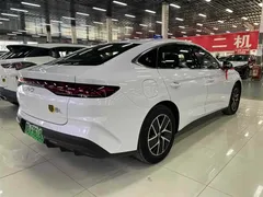 2024 BYD Qin L 120KM, белый — фото 2
