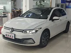 2023 Volkswagen Golf 280TSI DSG Pro, белый — фото 1