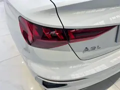 2023 Audi A3L Limousine 35 TFSI, белый — фото 9