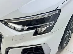 2023 Audi A3L Limousine 35 TFSI, белый — фото 12