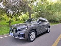 2022 Volkswagen Touareg 2.0TSI Ruishang — фото 1