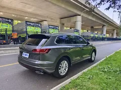 2022 Volkswagen Touareg 2.0TSI Ruishang — фото 6