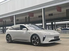 2023 Nio ET5T 75kWh Touring — фото 3