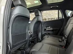 2022 Mercedes-Benz GLA 180, белый — фото 13