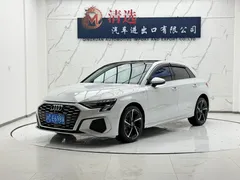 2022 Audi A3 Sportback 35 TFSI Fashion Sport, белый — фото 1
