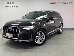 2021 Audi Q7 55 TFSI quattro S line, чёрный — фото 1