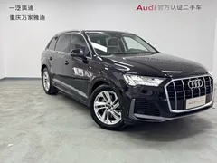 2021 Audi Q7 55 TFSI quattro S line, чёрный — фото 3