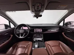 2021 Audi Q7 55 TFSI quattro S line, чёрный — фото 9