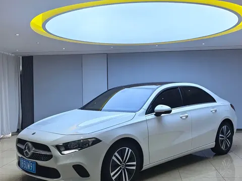 2022 Mercedes-Benz A-Class A 180 L Sport Sedan