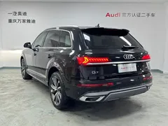 2023 Audi Q7 55 TFSI quattro S line Sport, чёрный — фото 6