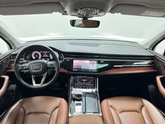 2023 Audi Q7 55 TFSI quattro S line Sport, чёрный — фото 18