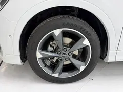 2022 Audi Q3 35 TFSI Fashion Dynamic, белый — фото 8