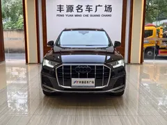 2021 Audi Q7 55 TFSI quattro S line, чёрный — фото 2