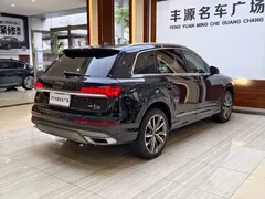 2021 Audi Q7 55 TFSI quattro S line, чёрный — фото 27