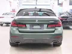 2022 BMW 5 Series 525i M Sport Package, зелёный — фото 4