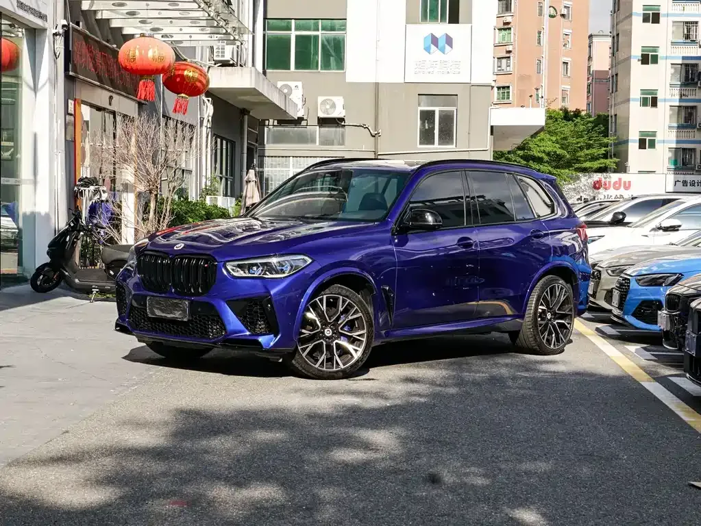 2022 BMW X5 M